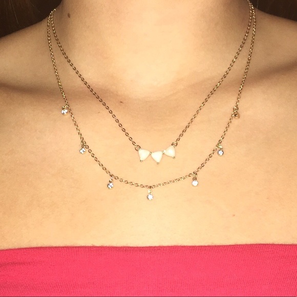 Forever 21 Jewelry - Super cute gold layered necklace!